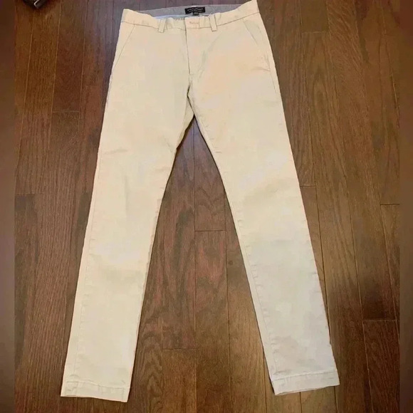 Banana Republic Fulton Skinny Chino - Picture 2 of 6